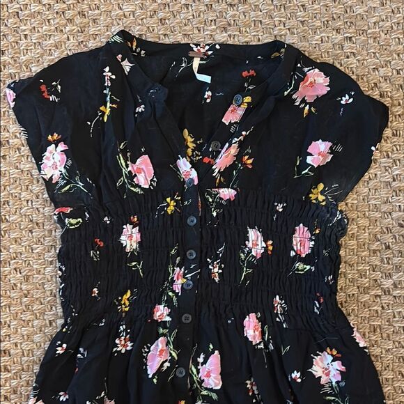 Free People Pink Smocked Flutter Sleeve Blouse - Picture 2 of 8